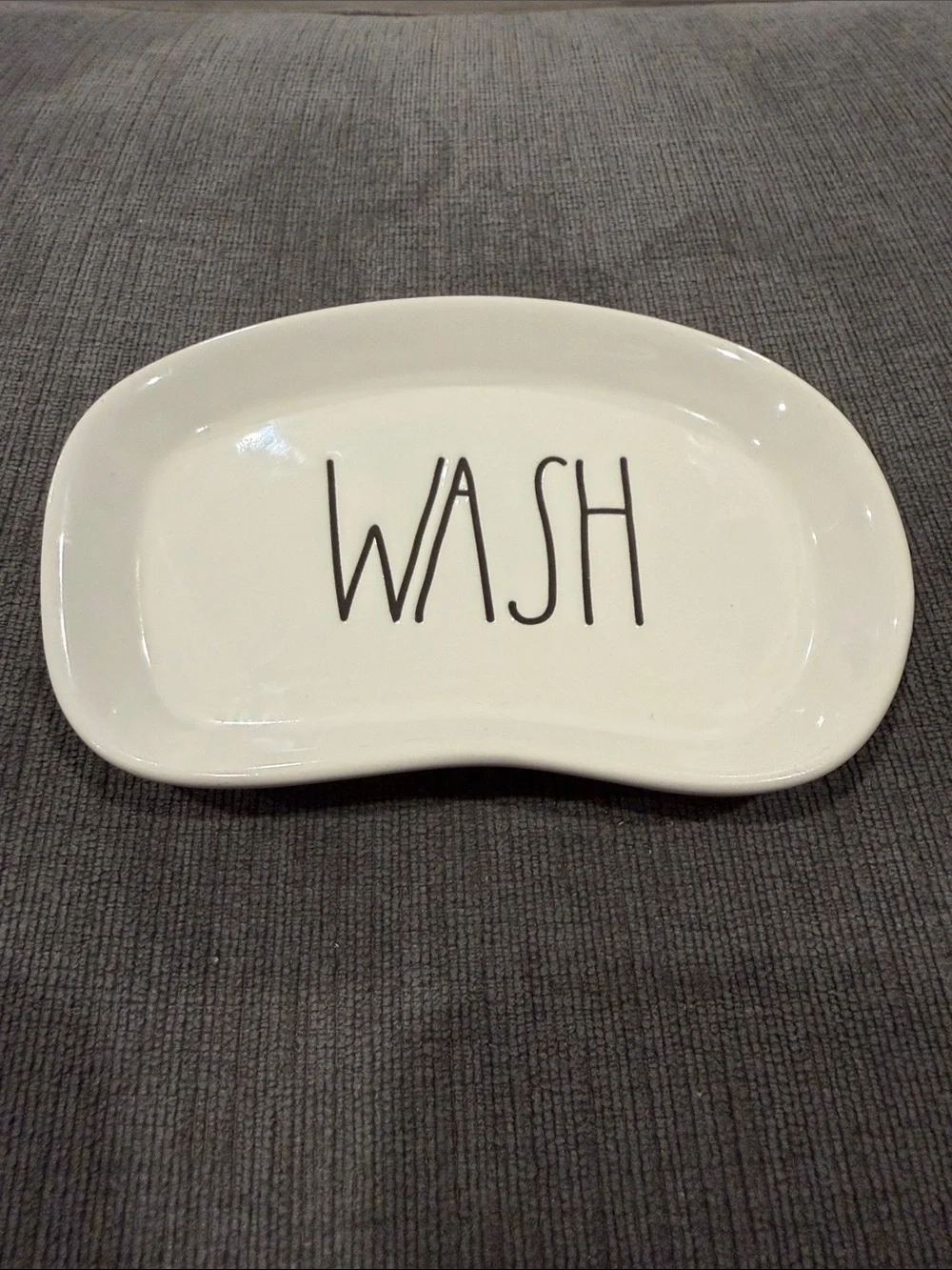 Rae Dunn WASH ceramic soap dish - NWOT!! home bath decor beauty shower